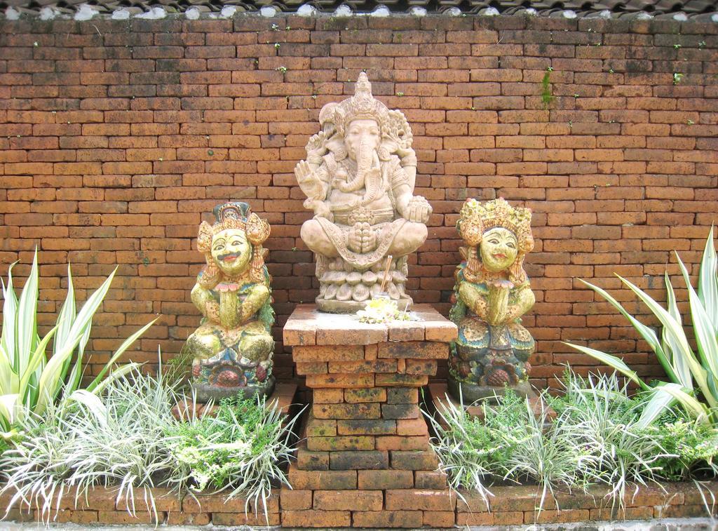 Galang Kangin Bungalows 2 Amed  Ngoại thất bức ảnh
